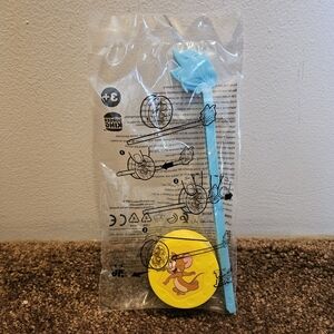 Tom & Jerry Burger King Toys Cheese Wheel Jerry Mouse King Jr Action Figure Toy